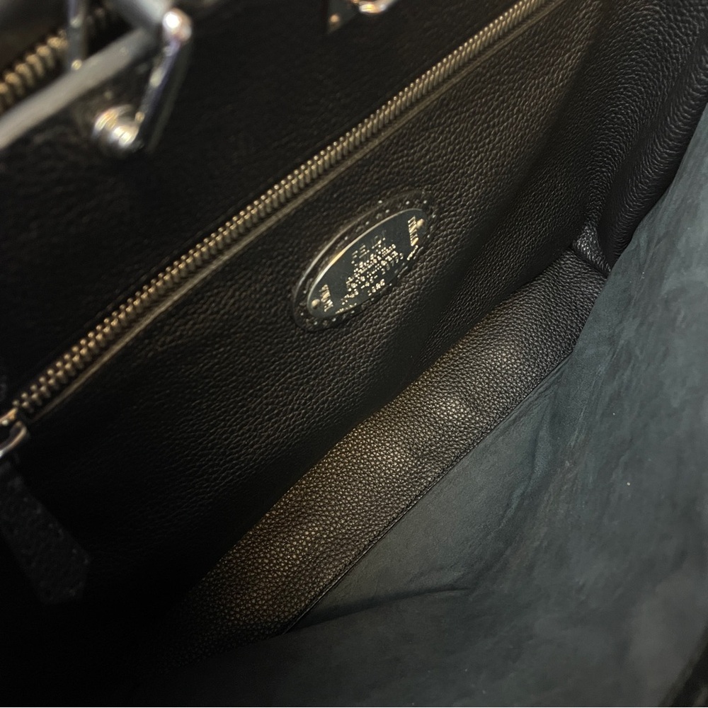 Fendi - Picture 6 of 11